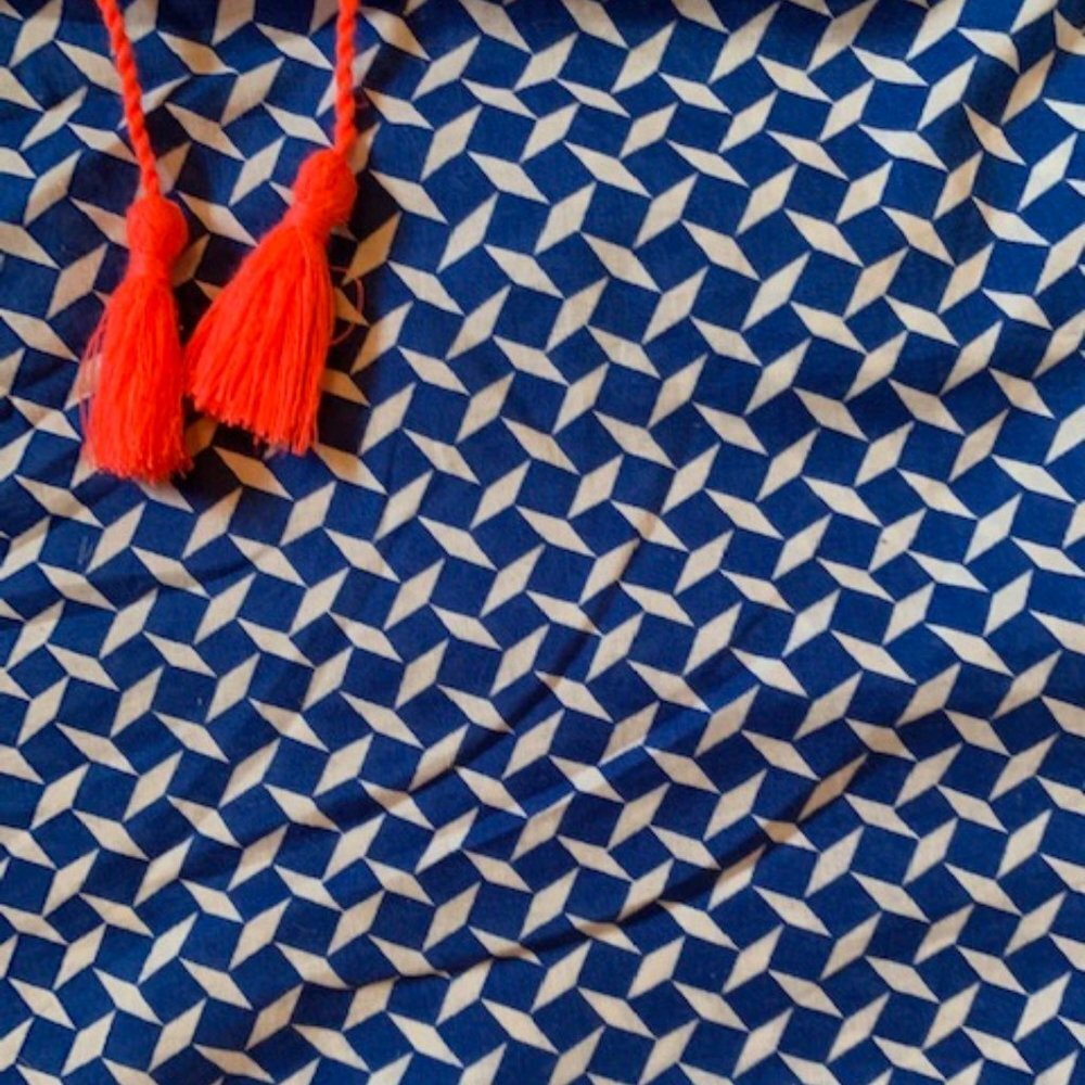 Womens. J Crew. Shirt Blue White Size 8 - Picture 3 of 5